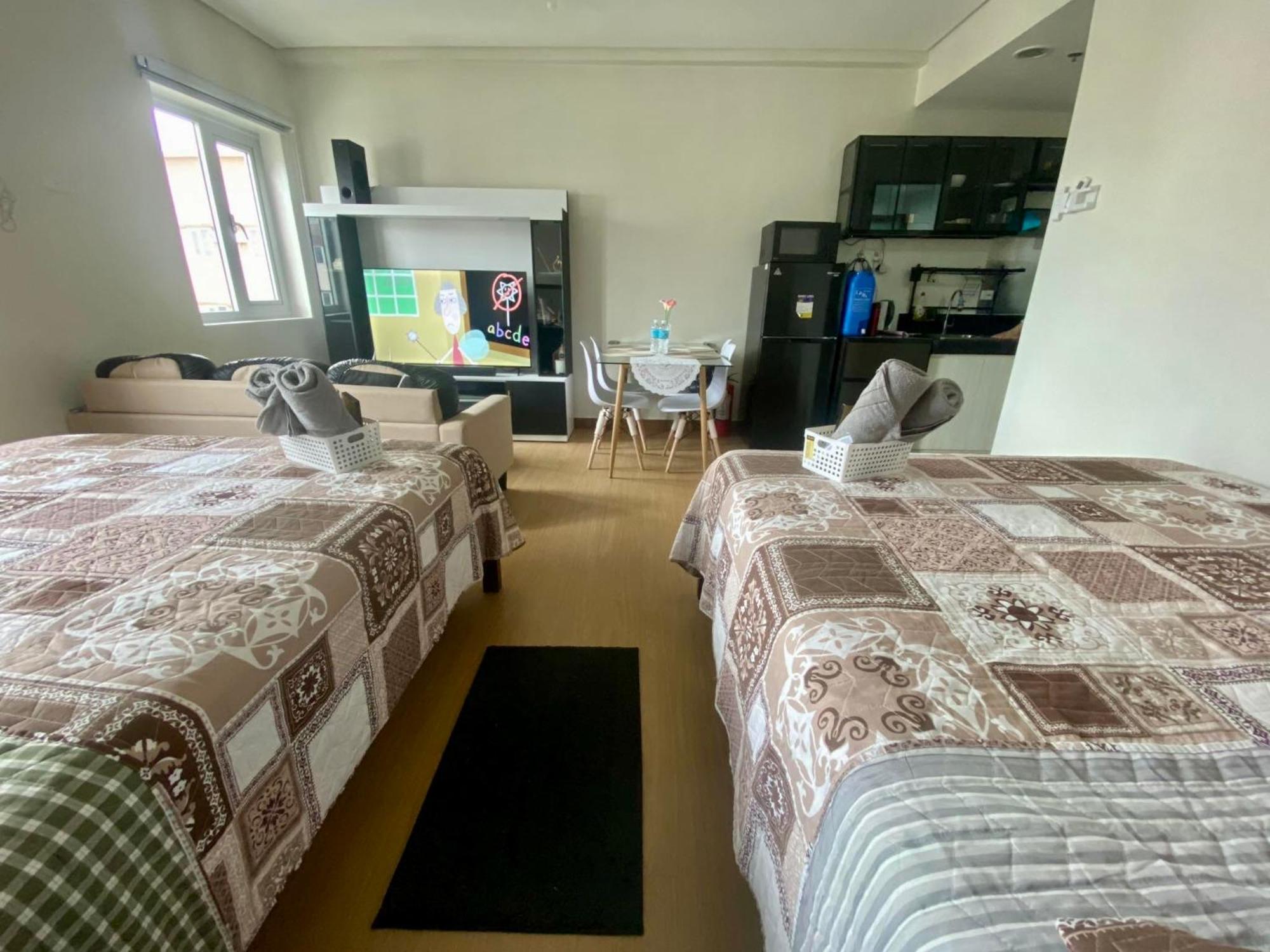 J & F Homestay - Cavite, Philippines Trece Martires المظهر الخارجي الصورة